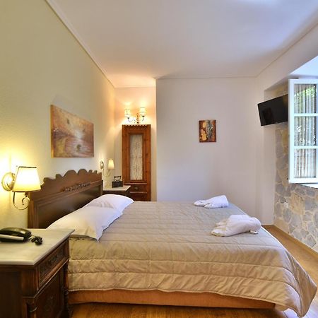 Mistral Hotel Đảo Hydra Ngoại thất bức ảnh