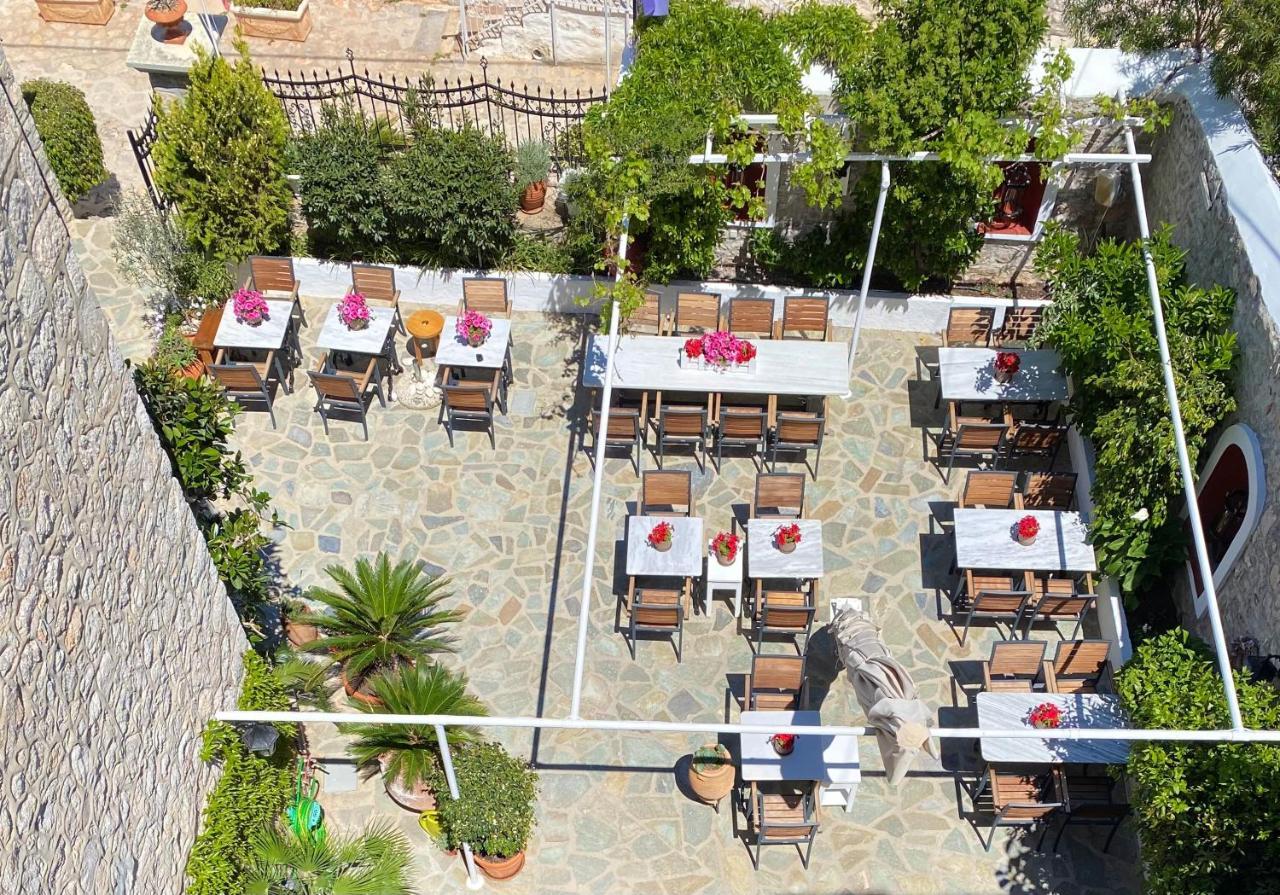 Mistral Hotel Đảo Hydra Ngoại thất bức ảnh